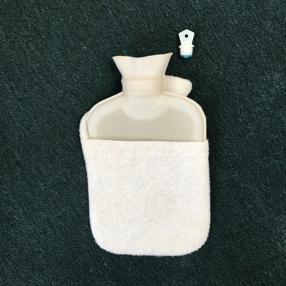 Rubber Hot Water Bottle with Removable Soft Fleece Cover - NWOT - Picture 4 of 6